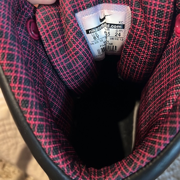 Nike ACG boot size 6Y #129 - Picture 7 of 7